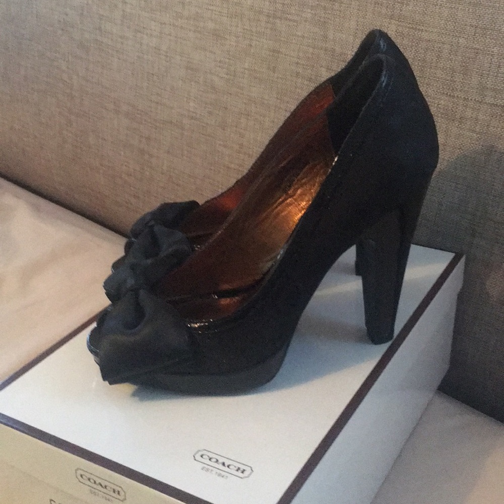 Coach Daisy Lurex Black heels.